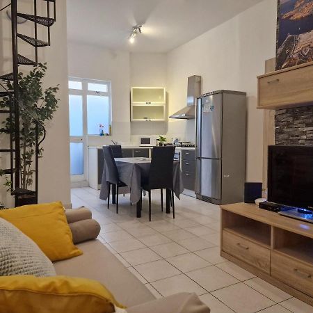 Balesa Property - Modern Duplex House In Central Sliema Exterior foto