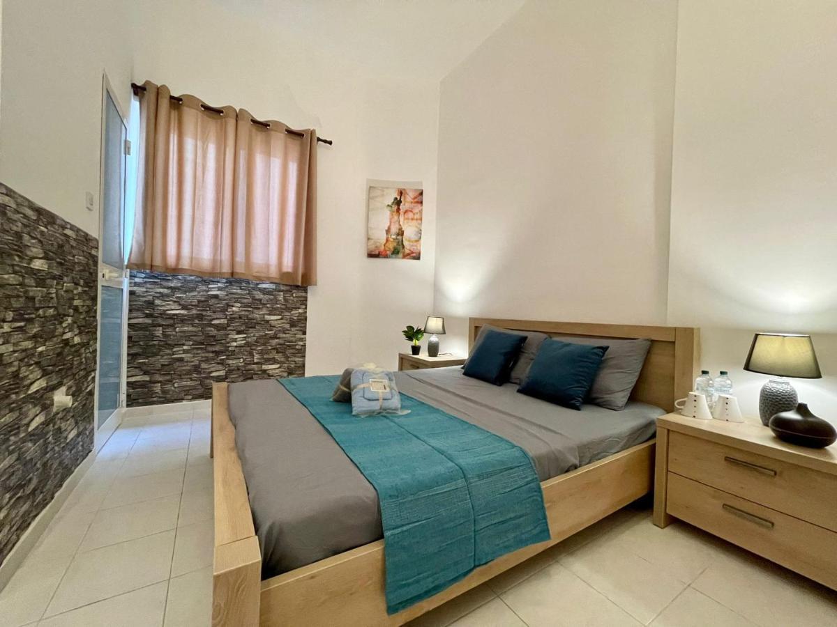Balesa Property - Modern Duplex House In Central Sliema Exterior foto